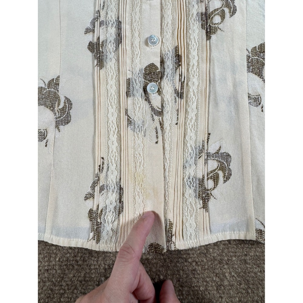 Jones New York Silk Blouse Long Sleeve Button Up Cream Shirt Size 8 Gold - Picture 8 of 8